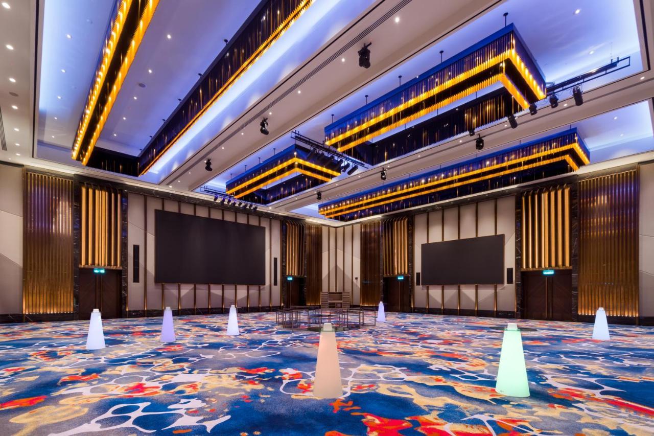 M Resort & Hotel Kuala Lumpur Exteriér fotografie The Grand Ballroom